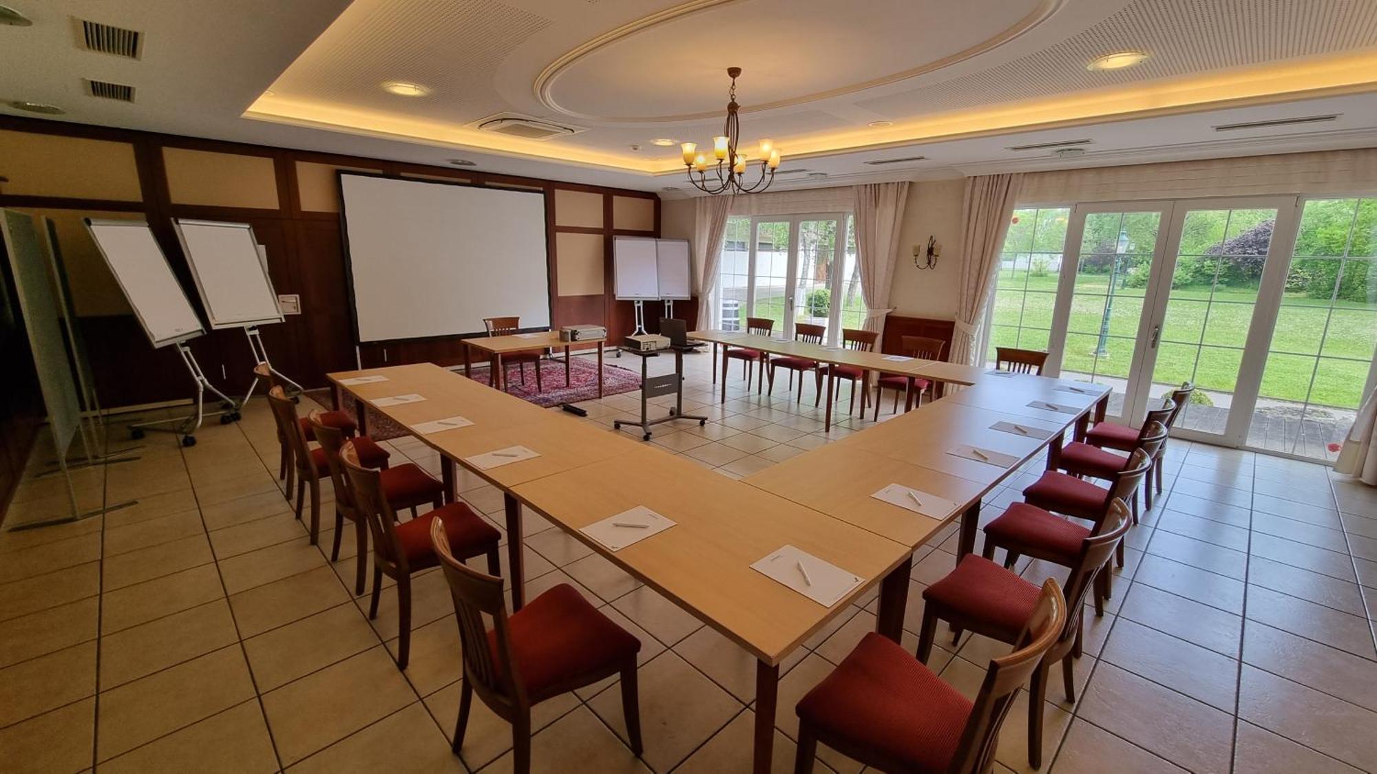 Birkenhof Gols - B & B - Wohlfuehl Hotel Mit Wochenend-Restaurant Экстерьер фото