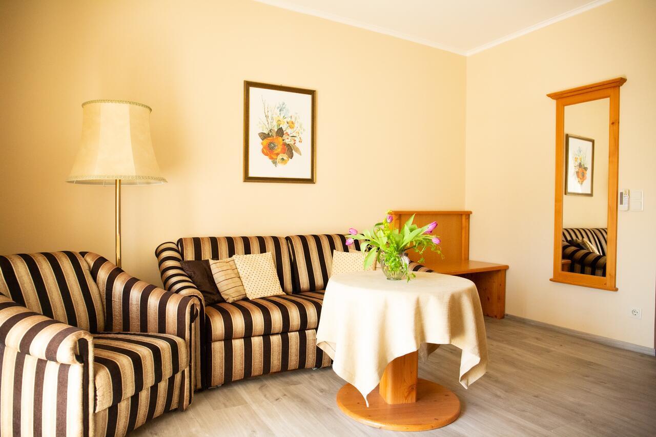 Birkenhof Gols - B & B - Wohlfuehl Hotel Mit Wochenend-Restaurant Экстерьер фото